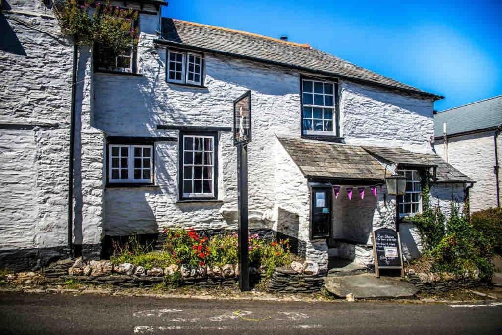 Quaint Cornish Fishermans *